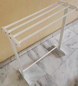 solid rubberwood