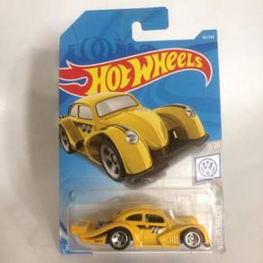 CFE29 Hot Wheels HW Volkswage Kafer Racer moon die