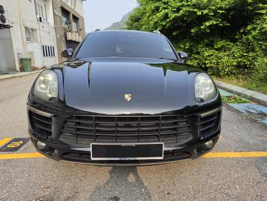 Porsche Macan S S in Batu Caves, SGR