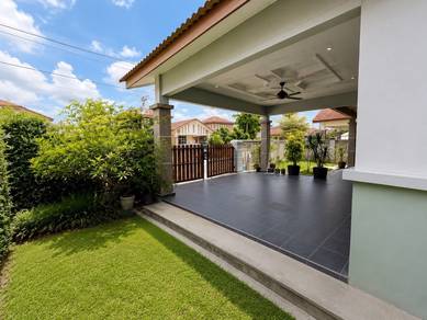 Bungalow House For Sale in Krubong,MLK