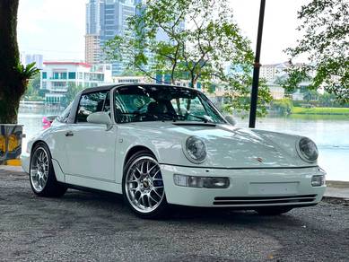 Porsche 911 Carrera CARRERA 2 in Kota Damansara, SGR