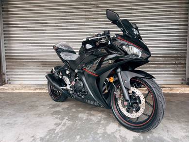 Yamaha R25