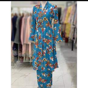 Kebaya Labuh Zubaidah Crepe