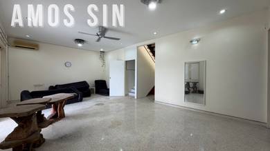Semi-Detached House For Sale in Pulau Tikus,PNG