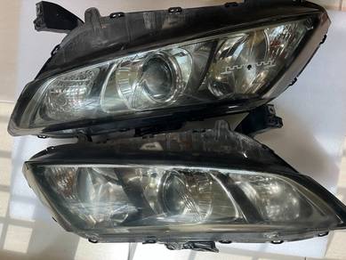 Honda Civic FB 2014 Headlamps