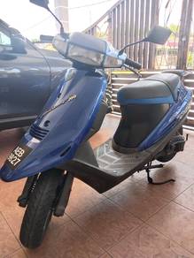 Suzuki AG100