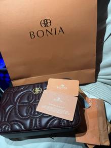 Sling Beg Bonia nak letgo