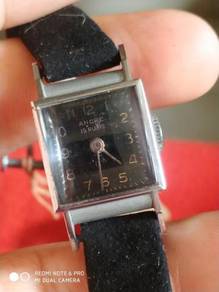 Vintage nos Ancre rubis lady watch 1940s
