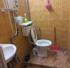 Room in Kota Kinabalu, SBH