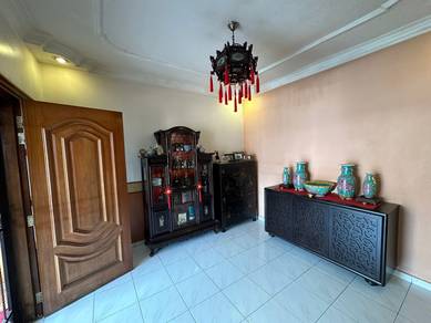Semi-Detached House For Sale in Durian Tunggal,MLK