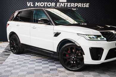 Land Rover Range Rover Sport SPORT SDV6 HSE in Desa Petaling, KUL