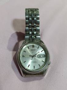 Seiko 5 automatic