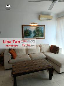 Condominium For Sale in Miami Green