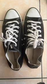 converse size 44