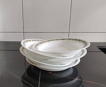 CORELLE Spring Blossom 8 ½" Rimmed Pasta Plate