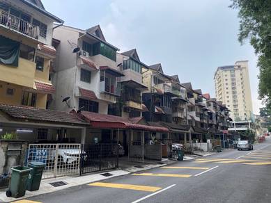 Townhouse For Sale in Cheras,KUL
