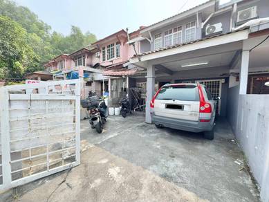 2-storey Terraced House For Sale in Seri Kembangan,SGR