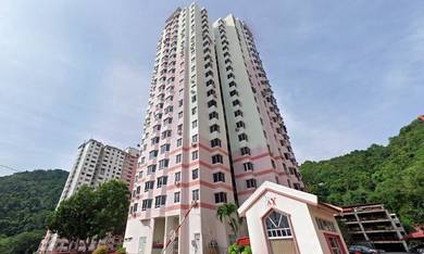 Condominium For Sale in Jay Series