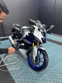 Yamaha R15
