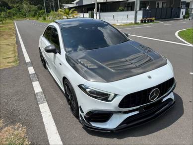 Mercedes Benz A180 180 SE (CBU) in Segamat, JHR