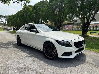 Mercedes Benz C200 200 AVANTGARDE (CBU) in Ipoh, PRK