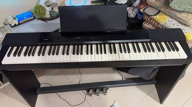 Piano Privia PX-150