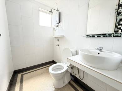 Condominium For Sale in Mentari Condominium