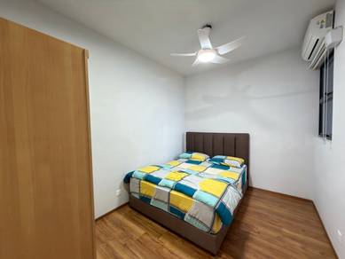 Apartment For Rent in Admiral Residences