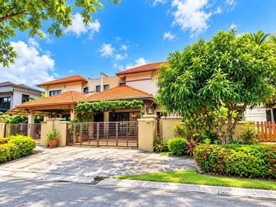 Semi-Detached House For Sale in Shah Alam,SGR