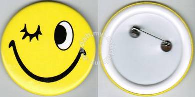 Smiley Happy face #25 Cartoon Button Badge 58mm