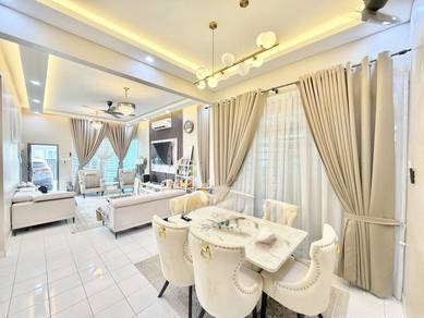 Semi-Detached House For Sale in Shah Alam,SGR