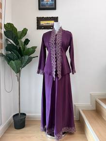 Wanzar blouse and skirt in purple