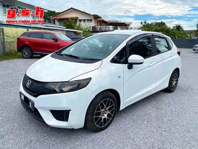 2015 Honda Jazz S