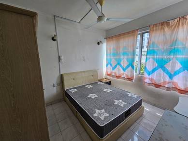 Condominium For Sale in N-Park Condominium