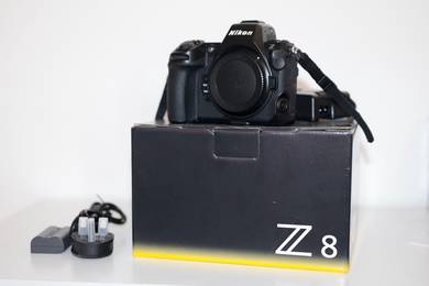 Nikon Z8
