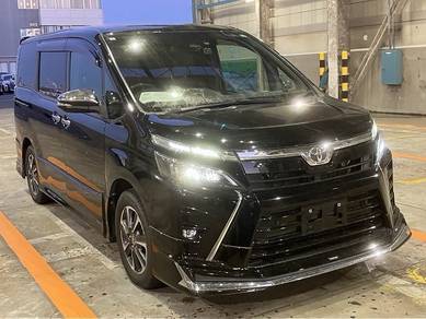 Toyota Voxy ZS KIRAMEKI III in Bandar Bukit Tinggi, SGR