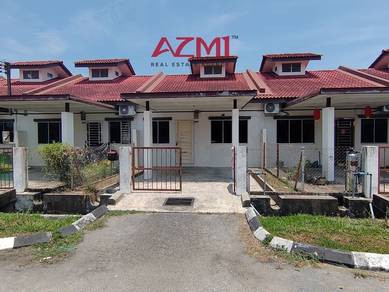 Terraced House For Sale in Miri,SWK