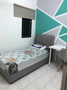 Room in Ara Damansara, SGR