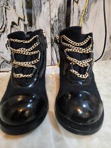 Channel boots leather women