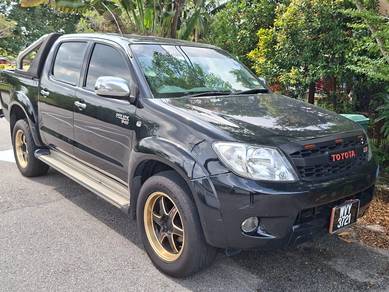 Toyota Hilux G in Puchong, SGR