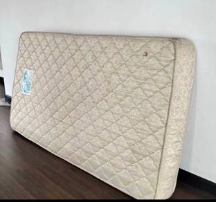 dolpin & single bed 