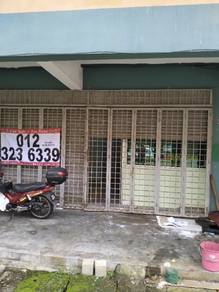 Shop lot For Sale in Seri Kembangan,SGR