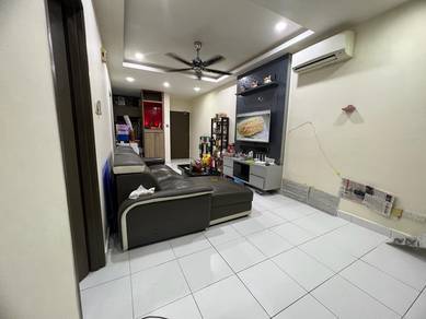 Service Residence For Sale in Seri Austin Residence Luxury Apartment