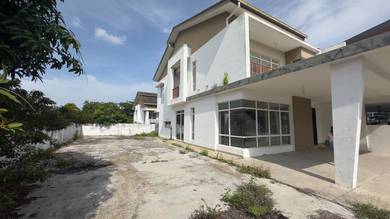 Semi-Detached House For Sale in Rawang,SGR