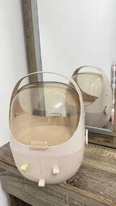 Cosmetic Storage Box / Makeup Organizer 