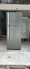 Hitachi 2d fridge refrigerator peti sejuk peti ais