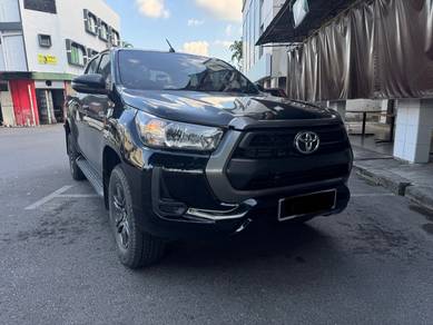 Toyota Hilux E in Kuching, SWK