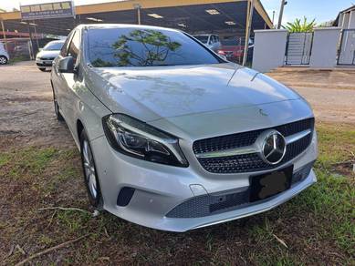 Mercedes Benz A180 180 URBAN LINE (CBU) in Alor Setar, KDH