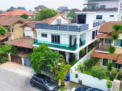 Semi-Detached House For Sale in Kota Kemuning,SGR