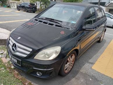 Mercedes Benz B170 170 in Bangsar, KUL